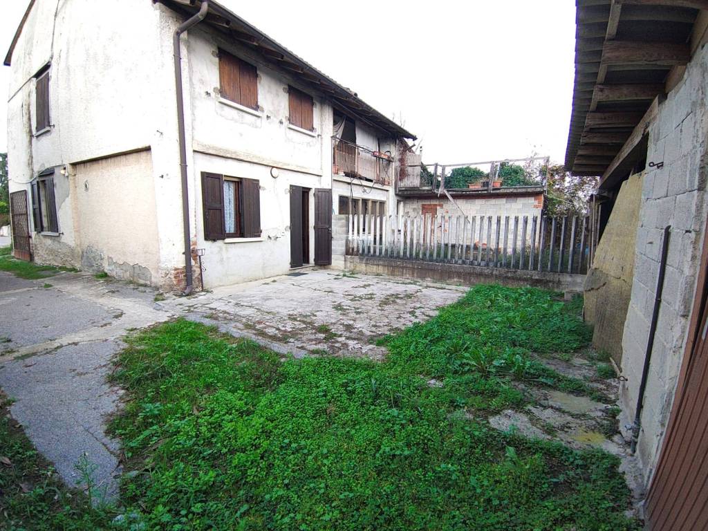 Casa indipendente a Sergnano in Via Provinciale, 46 - Foto 2