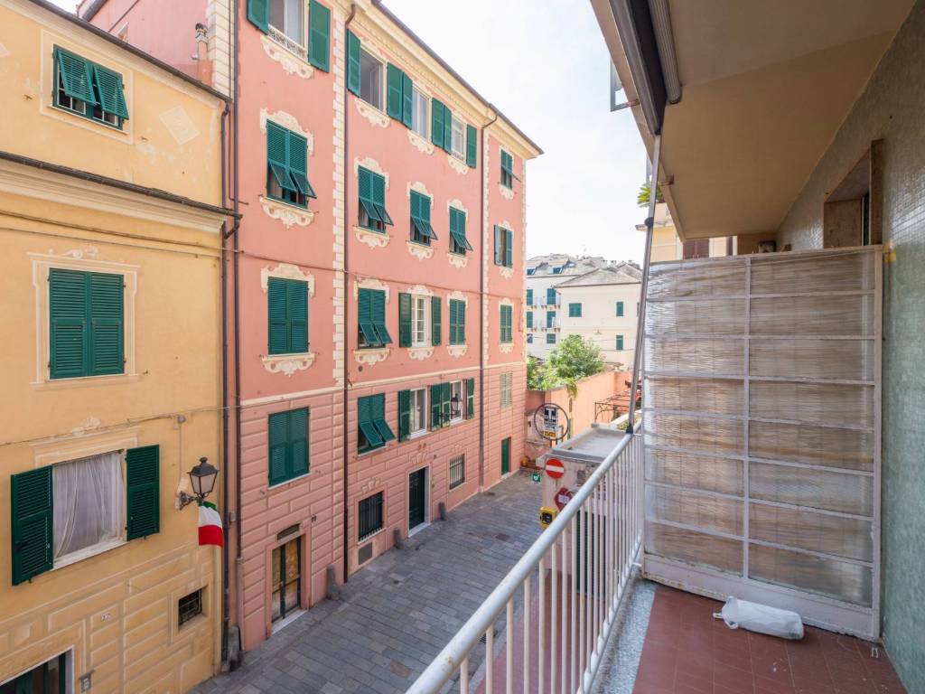 Appartamento a Varazze in Via Francesco Cilea - Foto 2