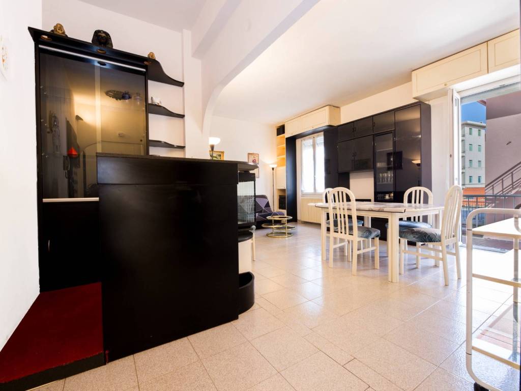 Appartamento a Varazze in Via Francesco Cilea - Foto 5