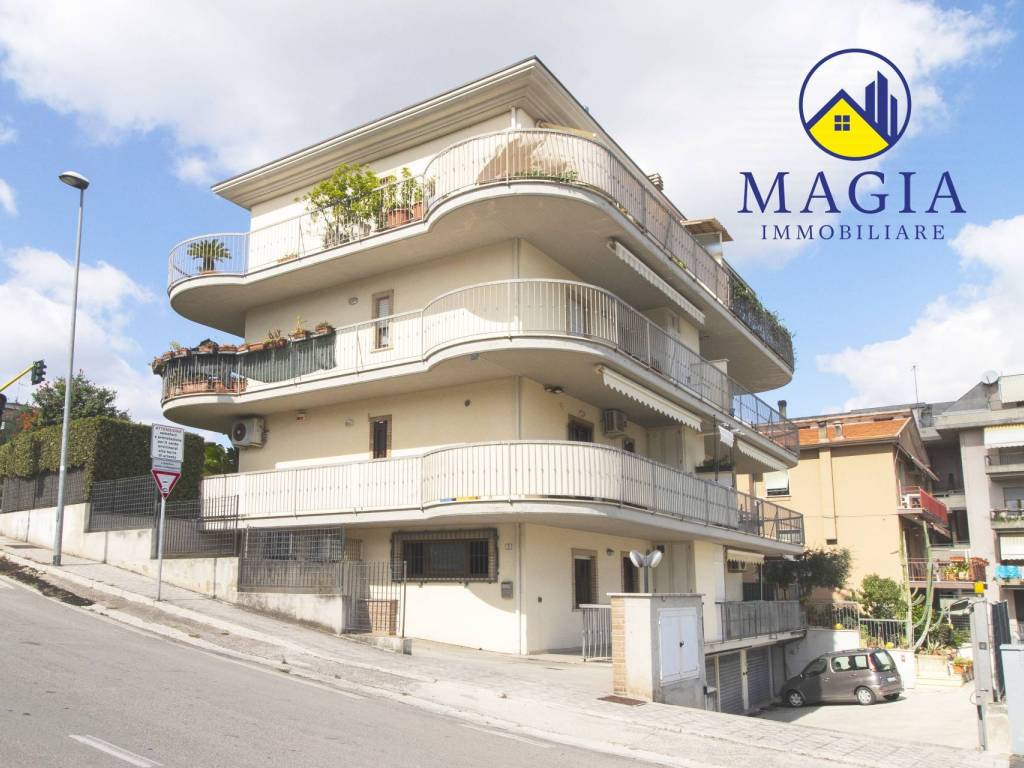 Appartamento a San benedetto del tronto in Via San Pio X - Foto 3