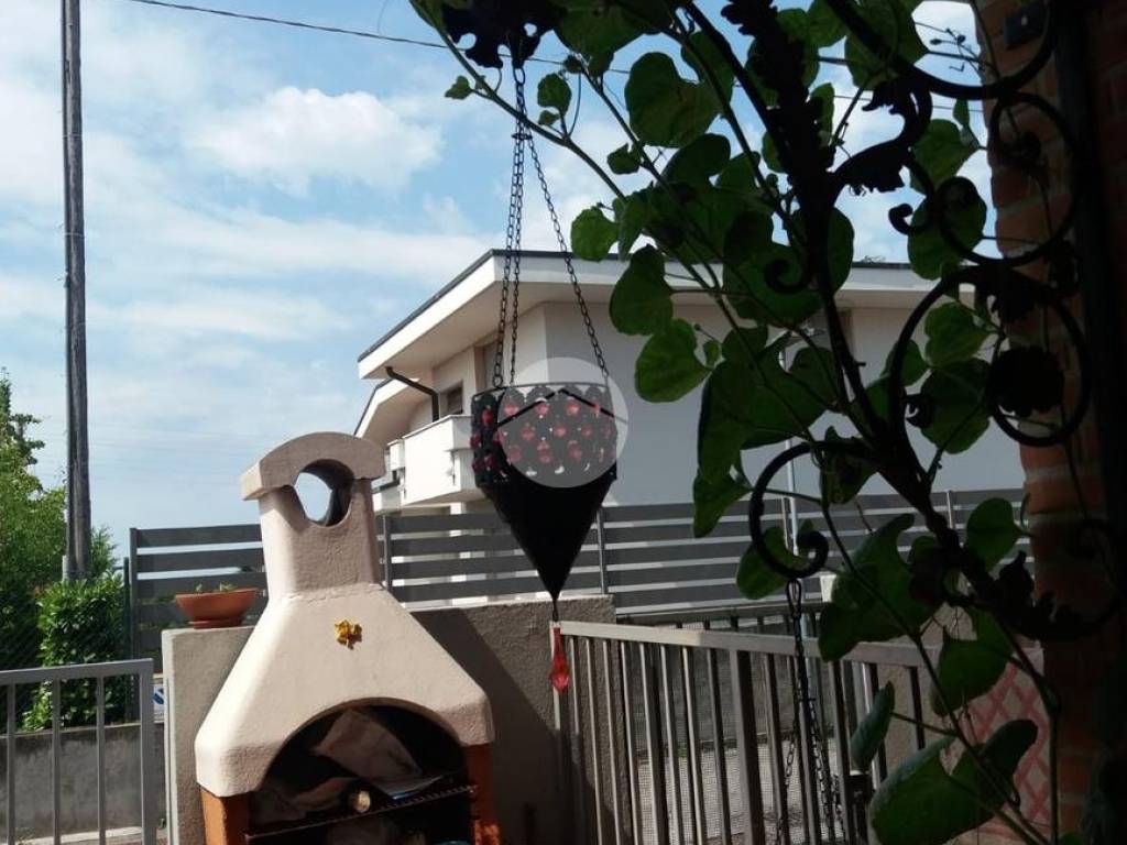 Appartamento a Castiglione delle stiviere in Via Giuseppe Verdi - Foto 2