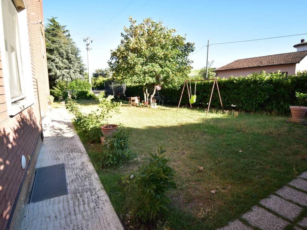 Appartamento a Felino in Via Ezio Damenti - Foto 2