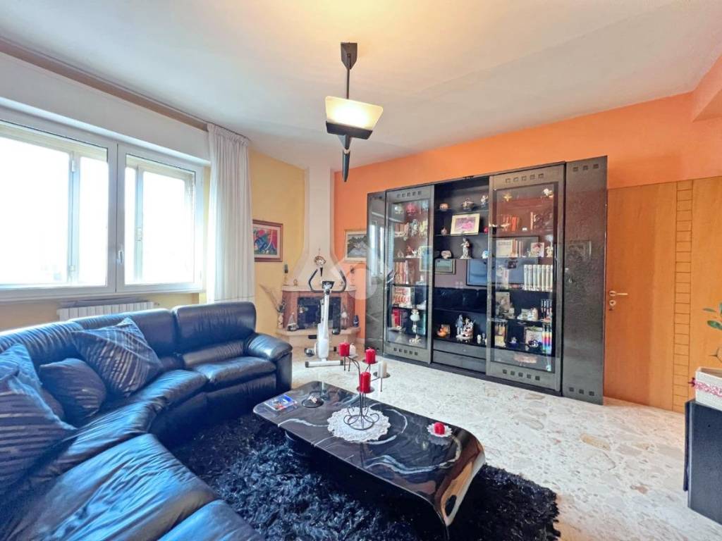 Appartamento a Foggia in Viale Europa, 49 - Foto 2