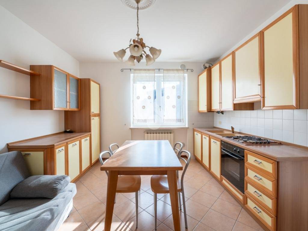 Appartamento a Villafranca di verona in Via Duca Degli Abruzzi, 34 - Foto 2