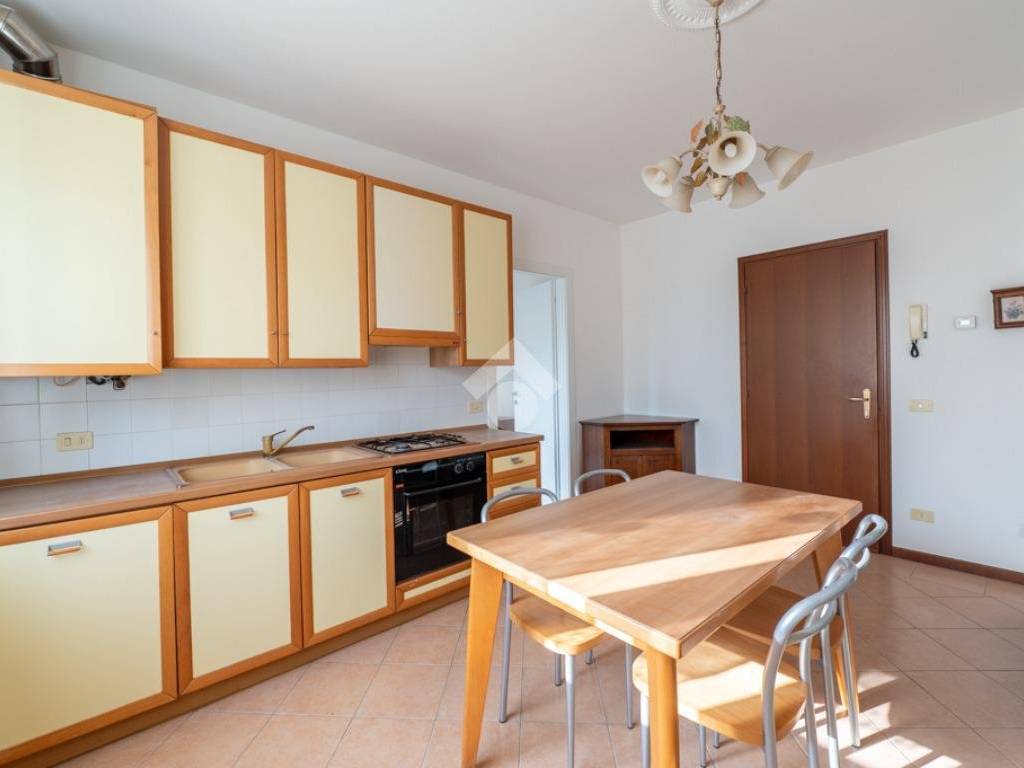 Appartamento a Villafranca di verona in Via Duca Degli Abruzzi, 34 - Foto 5