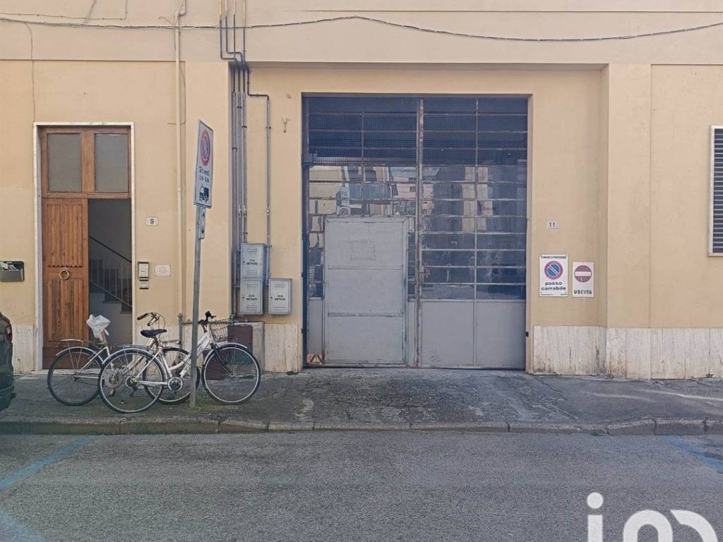 Box / garage a Pontedera in Via Don Minzoni - Foto 2