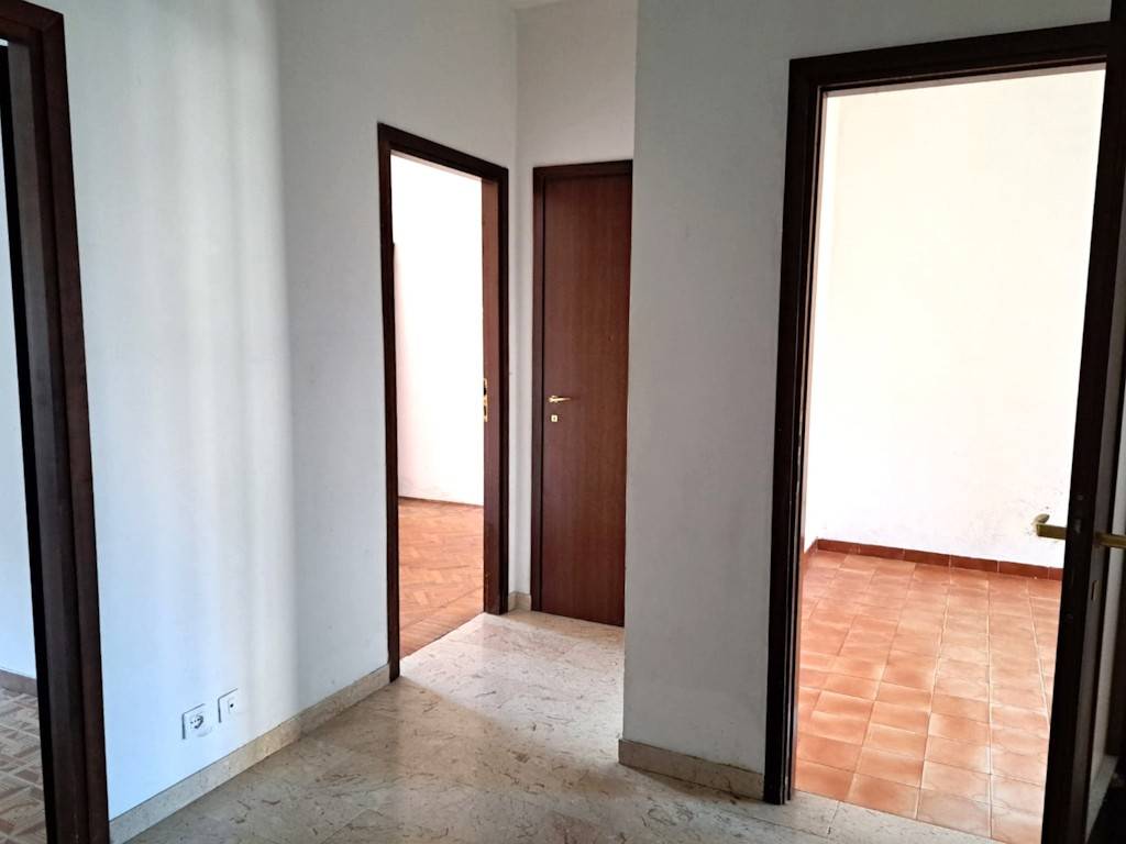 Appartamento a Carmagnola in Via Fossano - Foto 4