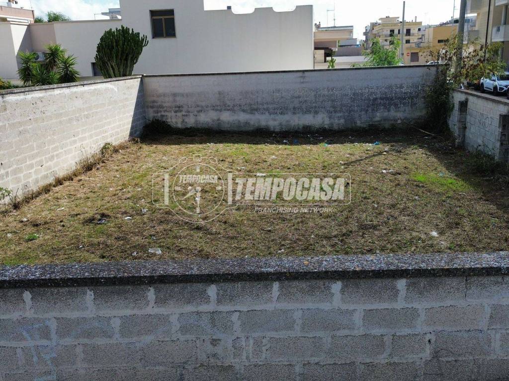 Terreno a San cesario di lecce in Via G. Saragat 1/Snc - Foto 3