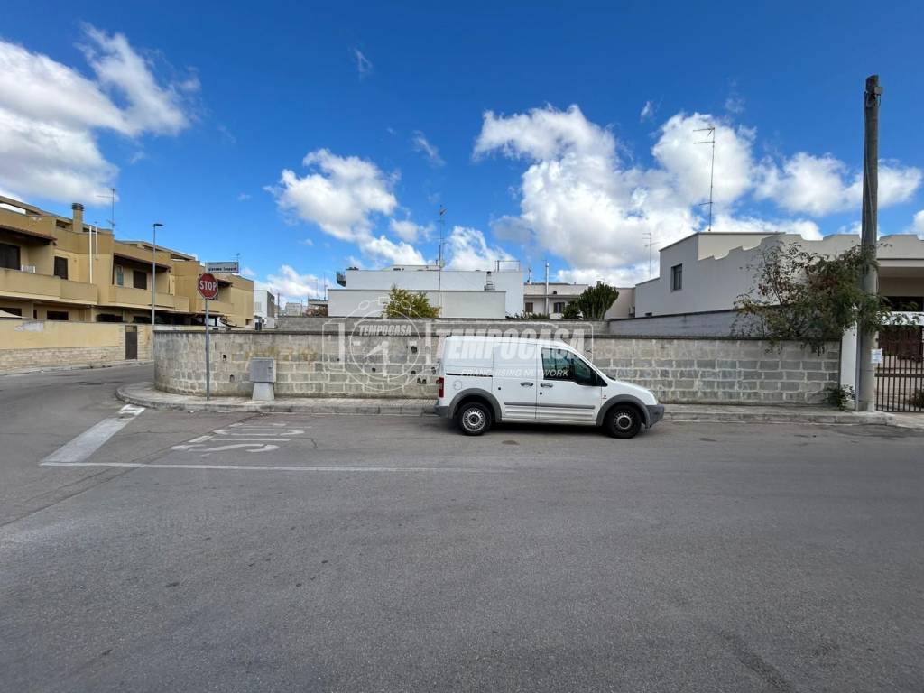 Terreno a San cesario di lecce in Via G. Saragat 1/Snc - Foto 4
