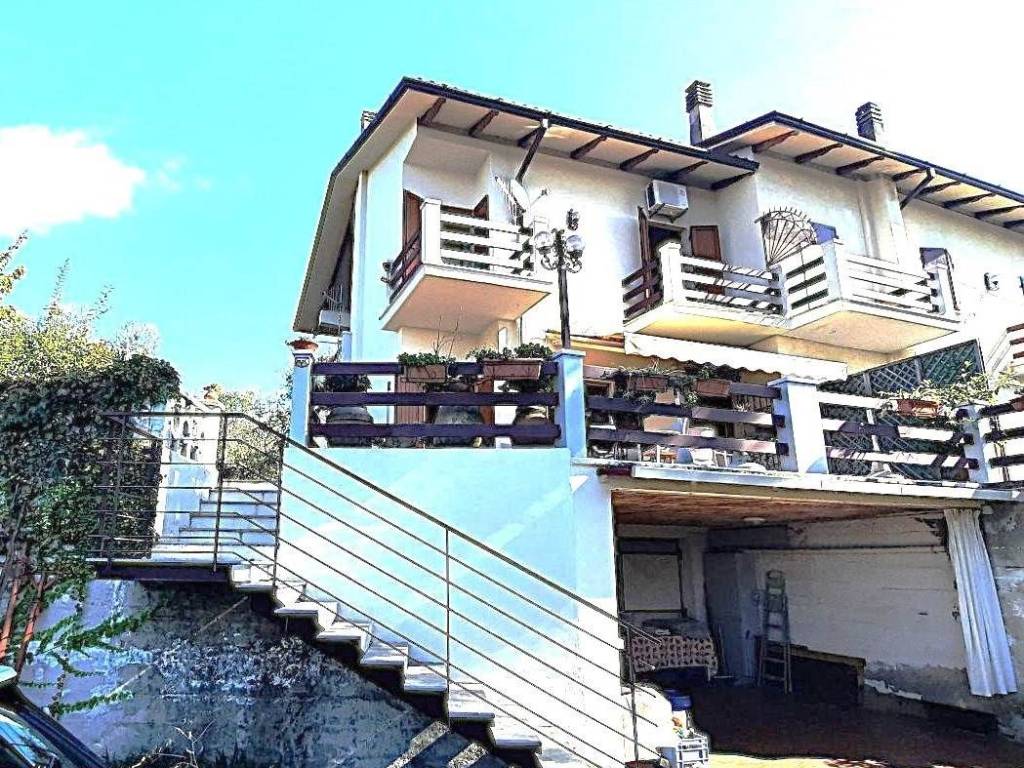 Villa a Santo stefano di magra in VIA MARTIRI DELLA LIBERTA' - Foto 3
