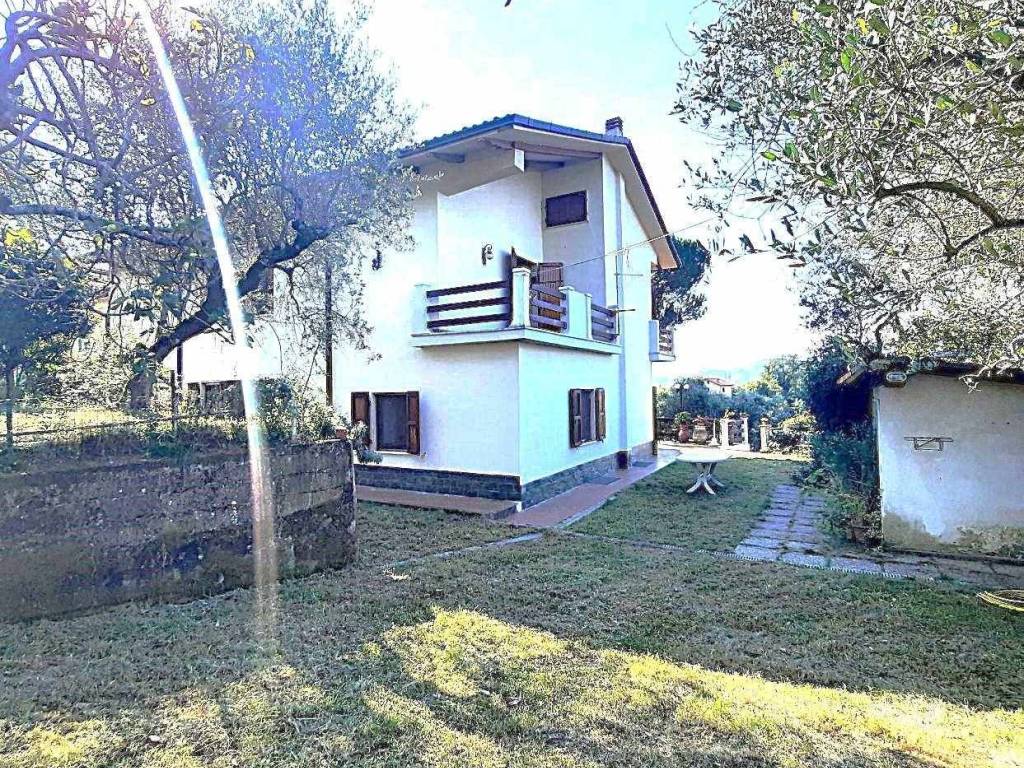Villa a Santo stefano di magra in VIA MARTIRI DELLA LIBERTA' - Foto 4