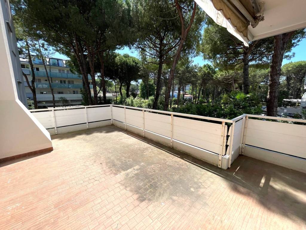 Appartamento a Lignano sabbiadoro in Viale dell'Industria, 105 - Foto 2