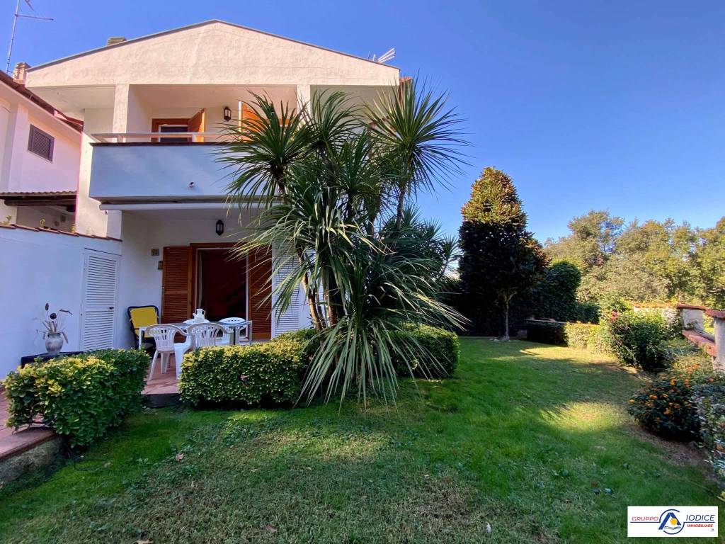 Villa a Sabaudia in Via dello Scorpione, 42 - Foto 2