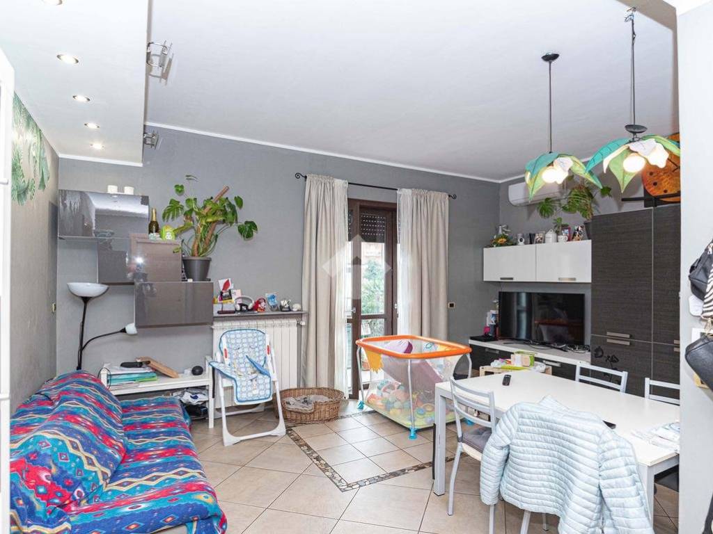 Appartamento a Ciriè in Via roma, 107 - Foto 3