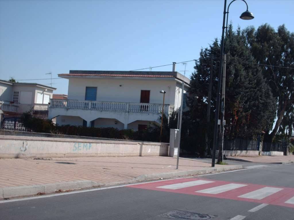 Palazzo / stabile a Castel volturno in Via Brunelleschi - Foto 3