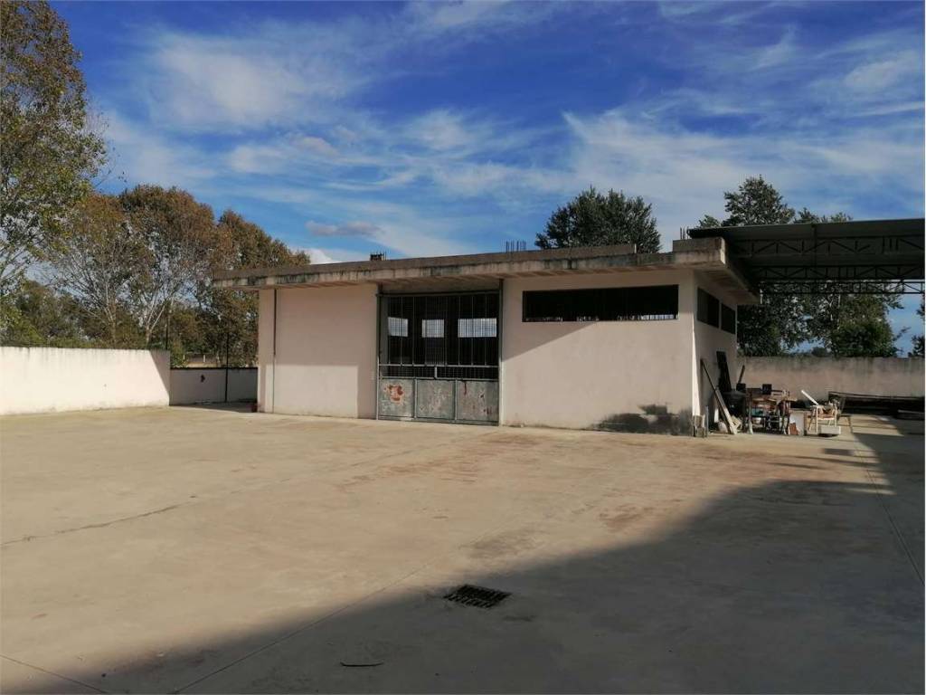 Villa a Castel volturno in Via Domiziana - Foto 2