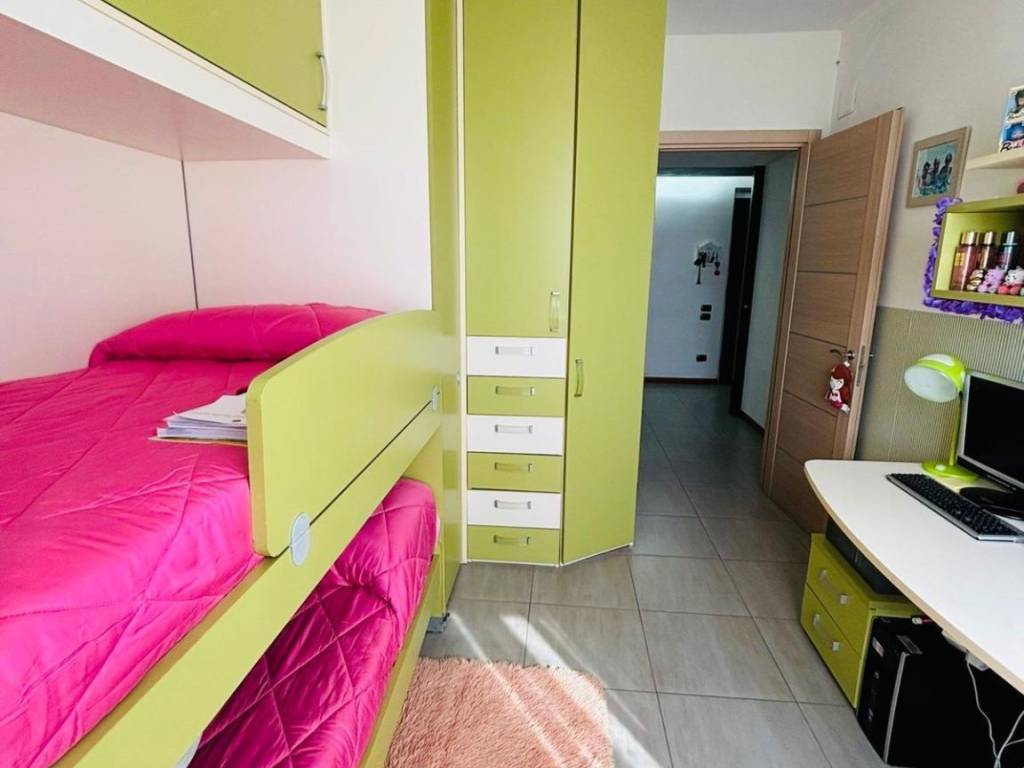 Appartamento a Torre del greco in Via Valle d Aosta - Foto 2