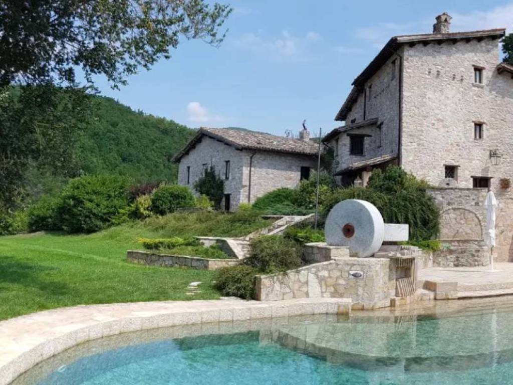 Rustico / casale a Visso in Località Mevale - Foto 2