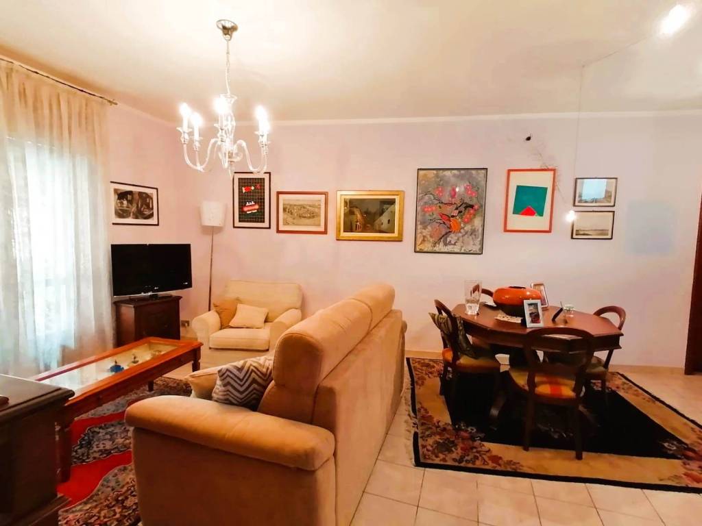 Casa indipendente a Buttigliera d'asti in Via Principi di Piemonte , 37 - Foto 2