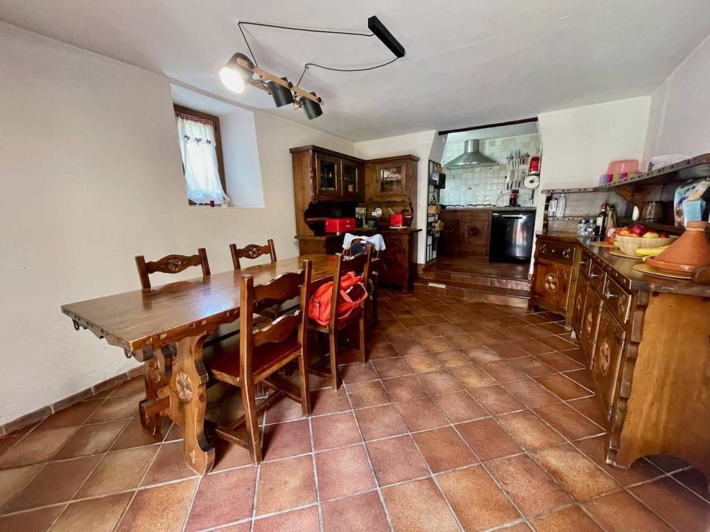 Casa indipendente a Mergozzo in via Pianezza, 19 - Foto 3