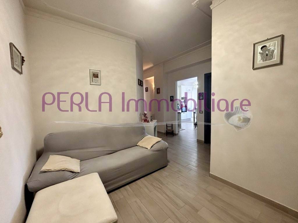 Appartamento a Follonica in Via Bicocchi 99/A - Foto 2