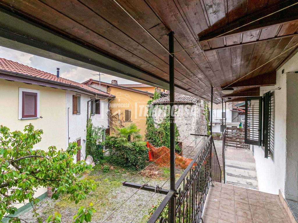 Casa indipendente a Somma lombardo in Via Narciso Nicola, Coarezza 19 - Foto 5