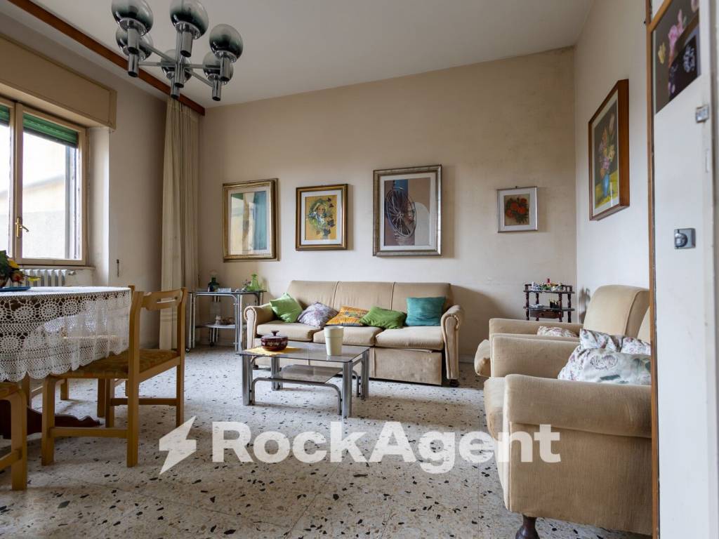 Appartamento a Catanzaro in Via Domenico Marincola Pistoia, 283 - Foto 4