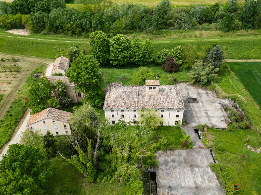 Palazzo / stabile a Cervia in Via Ragazzena Alla Villa - Foto 2