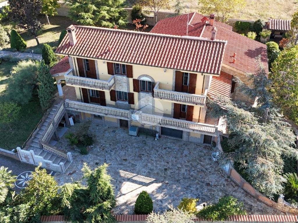 Villa a Pineto in Viale dei Narcisi, 20 - Foto 2