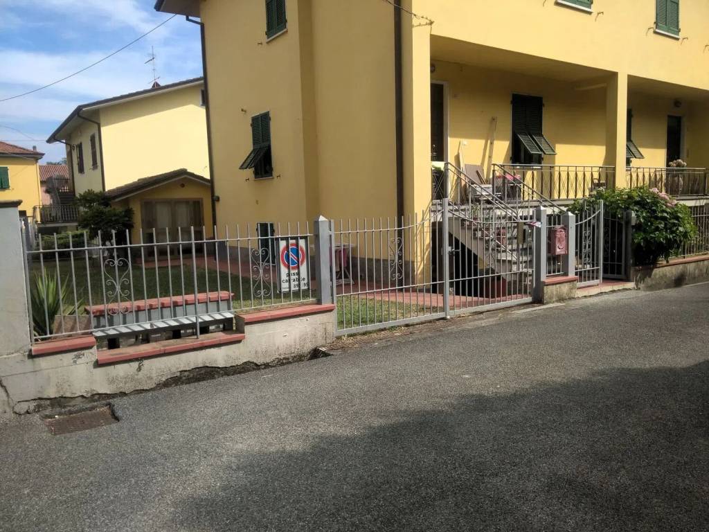 Appartamento a Santo stefano di magra in Via Caduti Di Cefalonia No Number - Foto 2