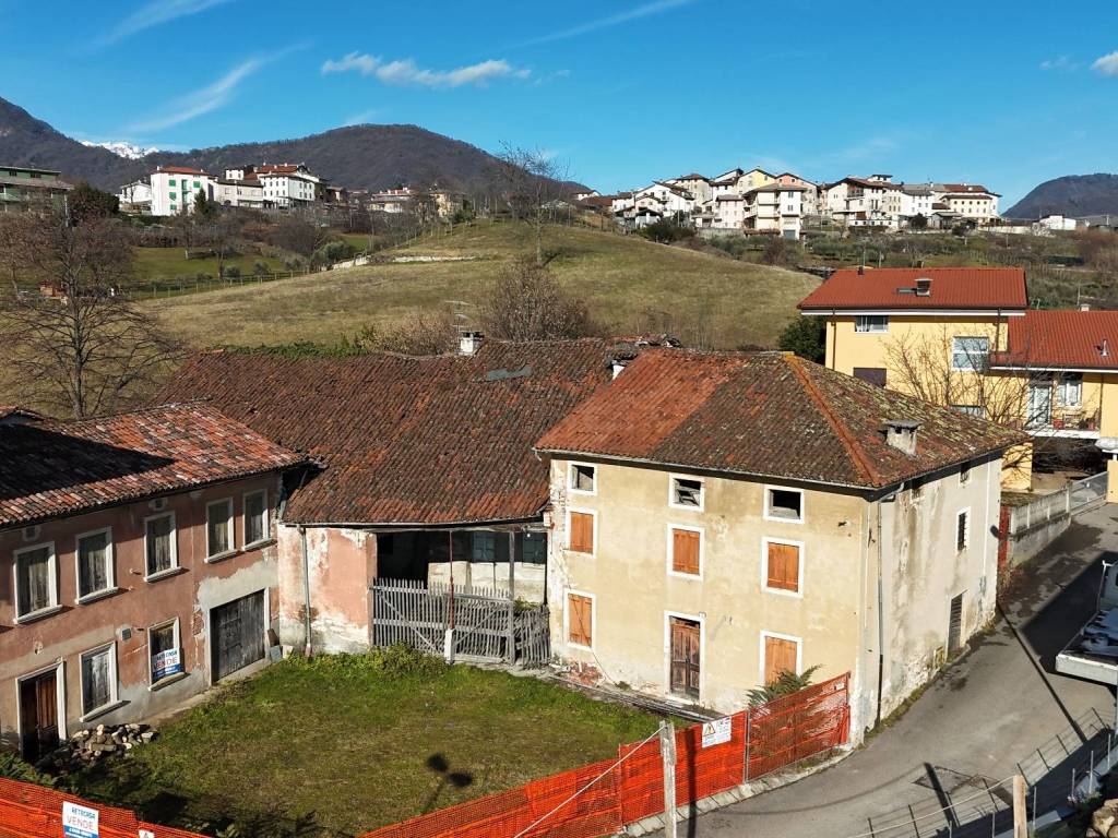 Villetta a schiera a Valdagno in Via Priara Castello - Foto 2