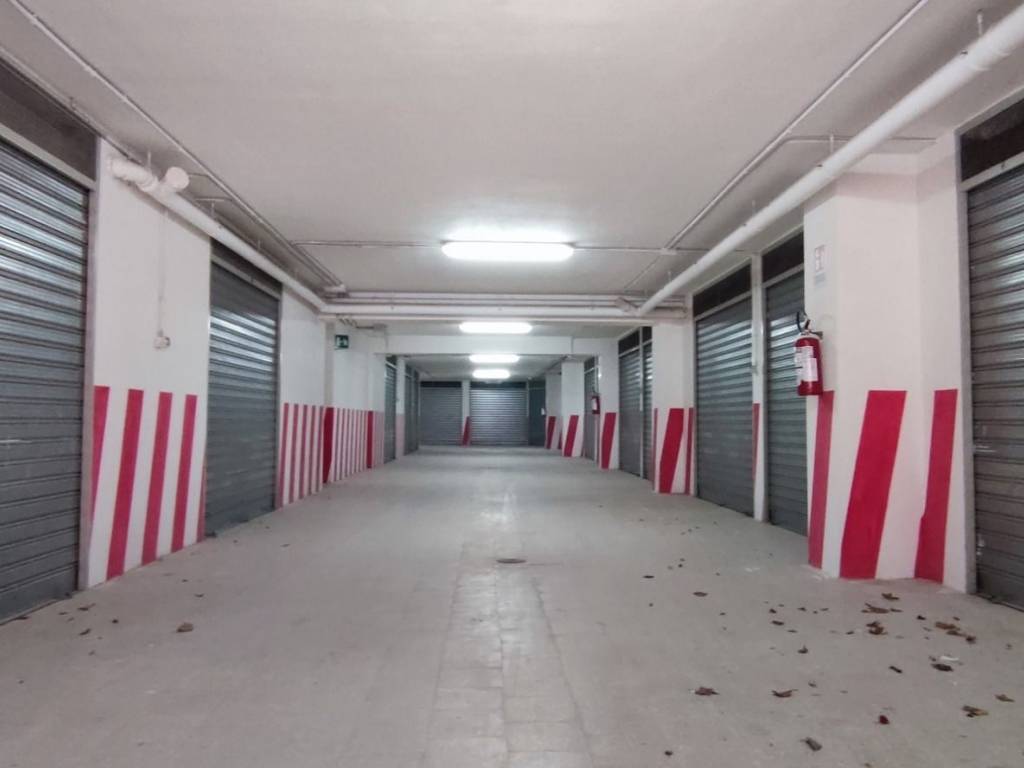 Box / garage a Foggia in Via Paolo Telesforo - Foto 4