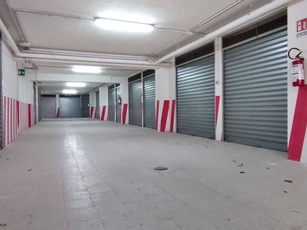 Box / garage a Foggia in Via Paolo Telesforo - Foto 5