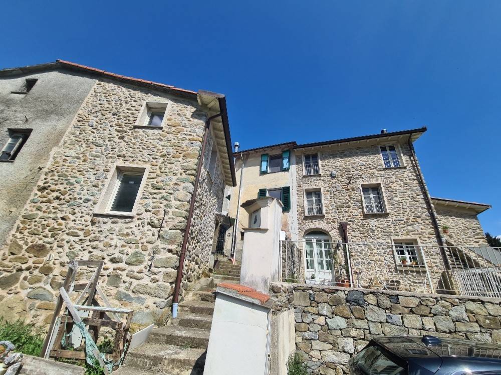 Casa indipendente a Riccò del golfo di spezia in Via del Centro - Foto 3
