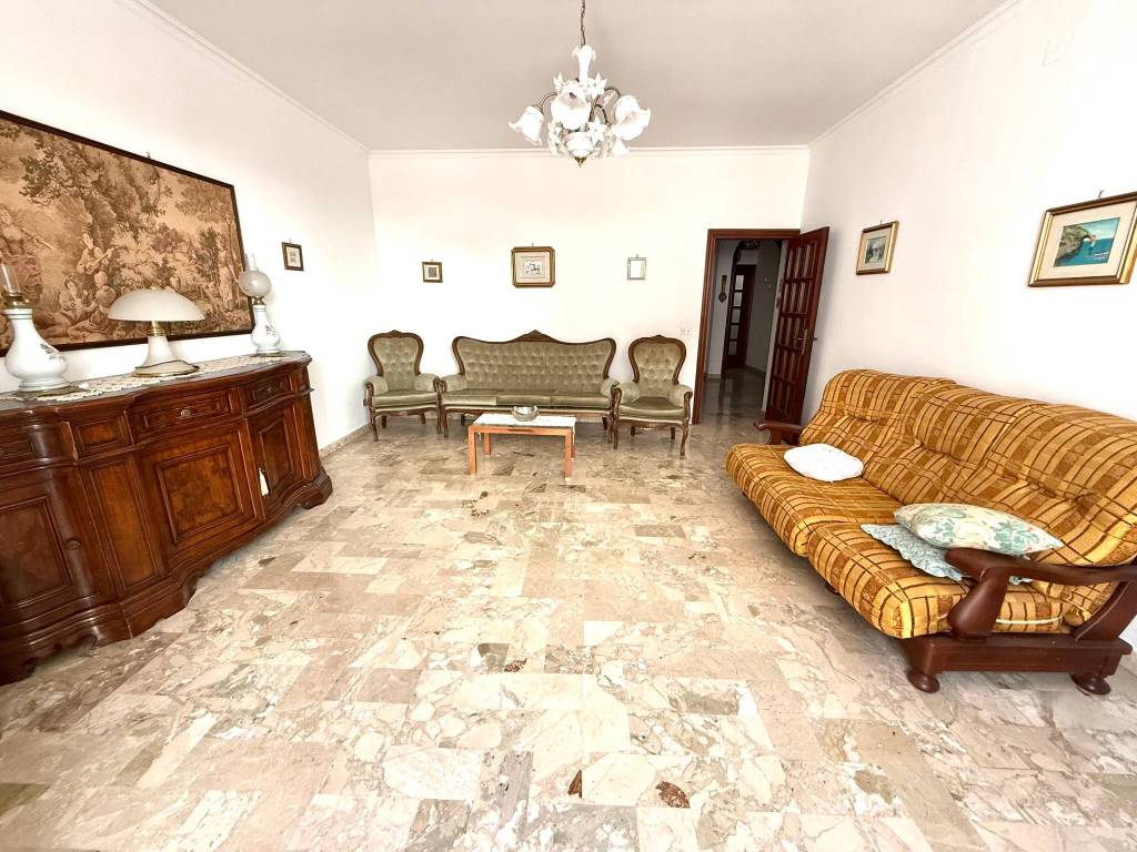 Appartamento a Valenzano in Via John Fitzgerald Kennedy, 13 - Foto 2