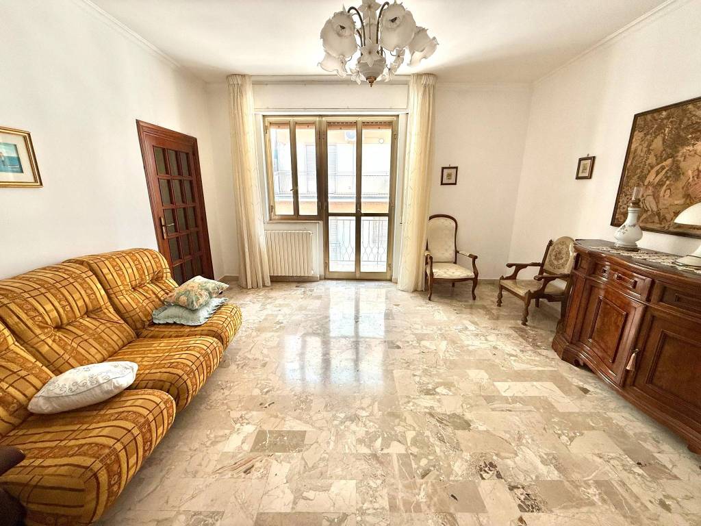 Appartamento a Valenzano in Via John Fitzgerald Kennedy, 13 - Foto 3