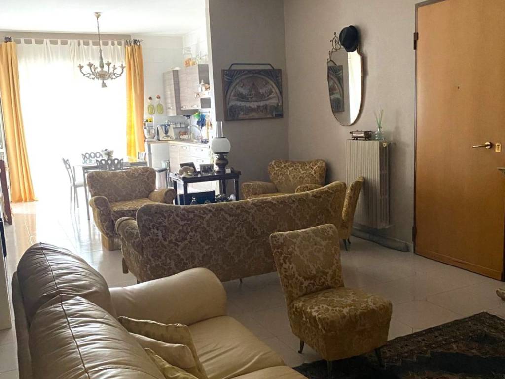 Appartamento a Foggia in Via Monsignor Fortunato Maria Farina - Foto 3