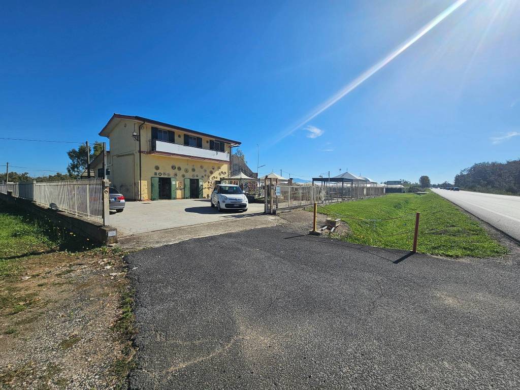 Casa indipendente a Sabaudia - Foto 2