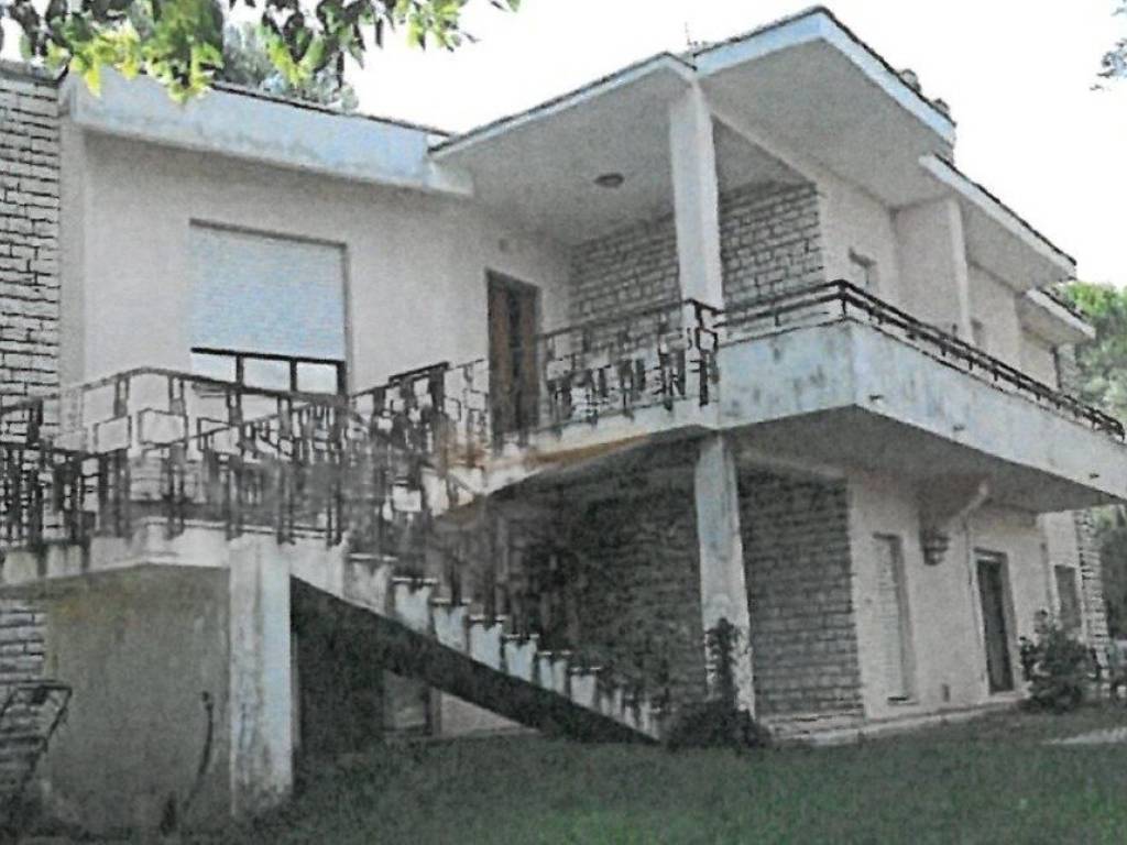 Villa a Falconara marittima in Via Guglielmo Marconi, 146 - Foto 3