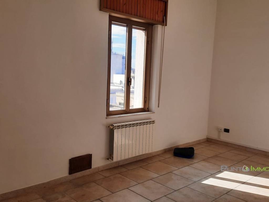 Immobile a Brindisi in piazza cairoli 5 - Foto 2