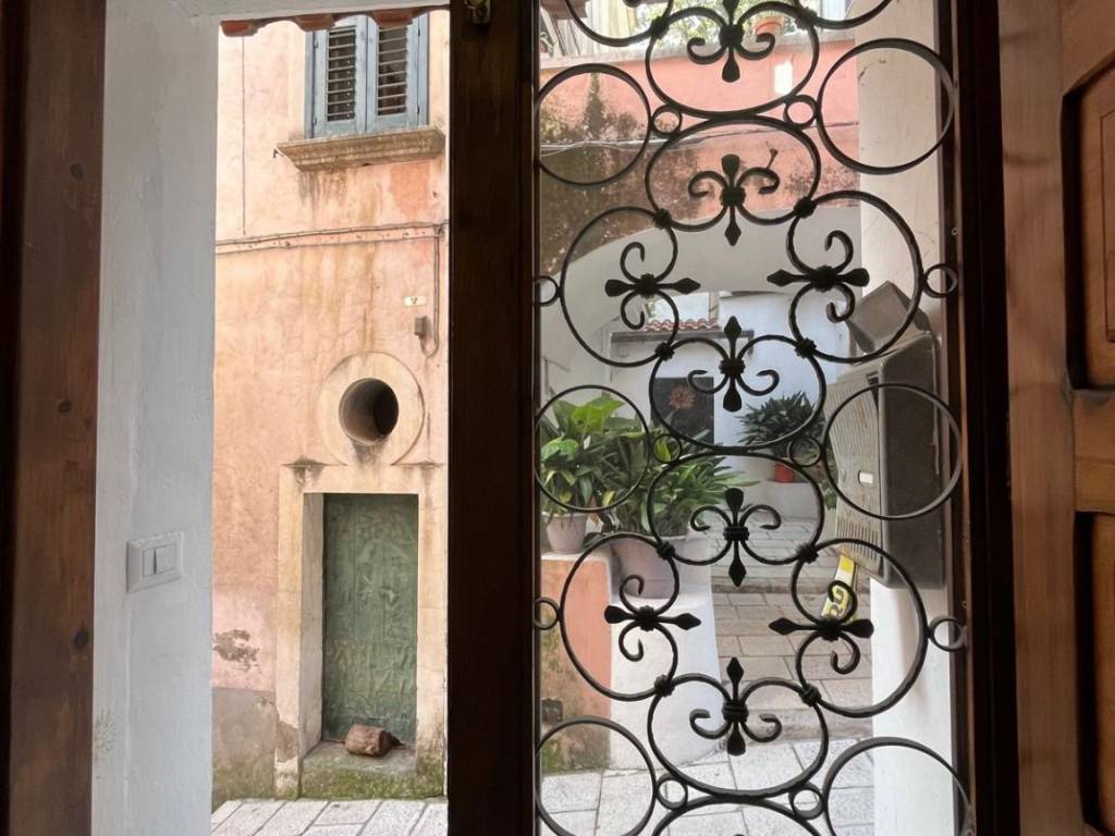 Appartamento a Sant'agata de' goti in via delle grazie - Foto 2