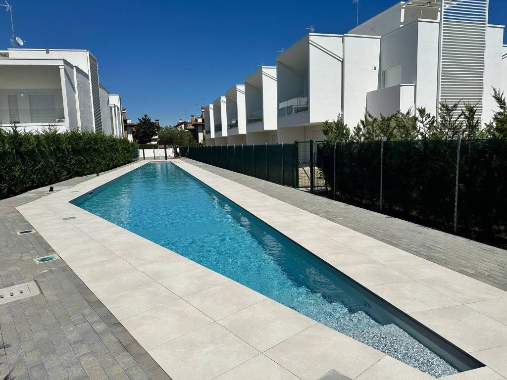 Villetta a schiera a Lignano sabbiadoro in Viale Europa, 124 - Foto 4