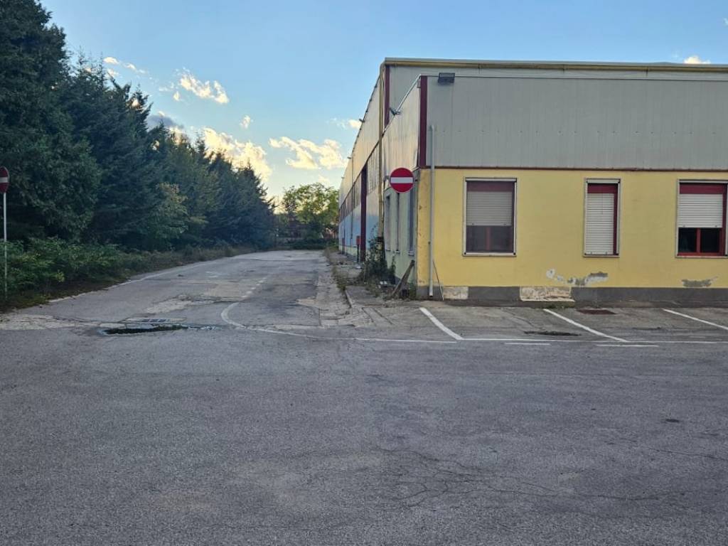 Immobile a Tito in Via Zona Industriale - Foto 3