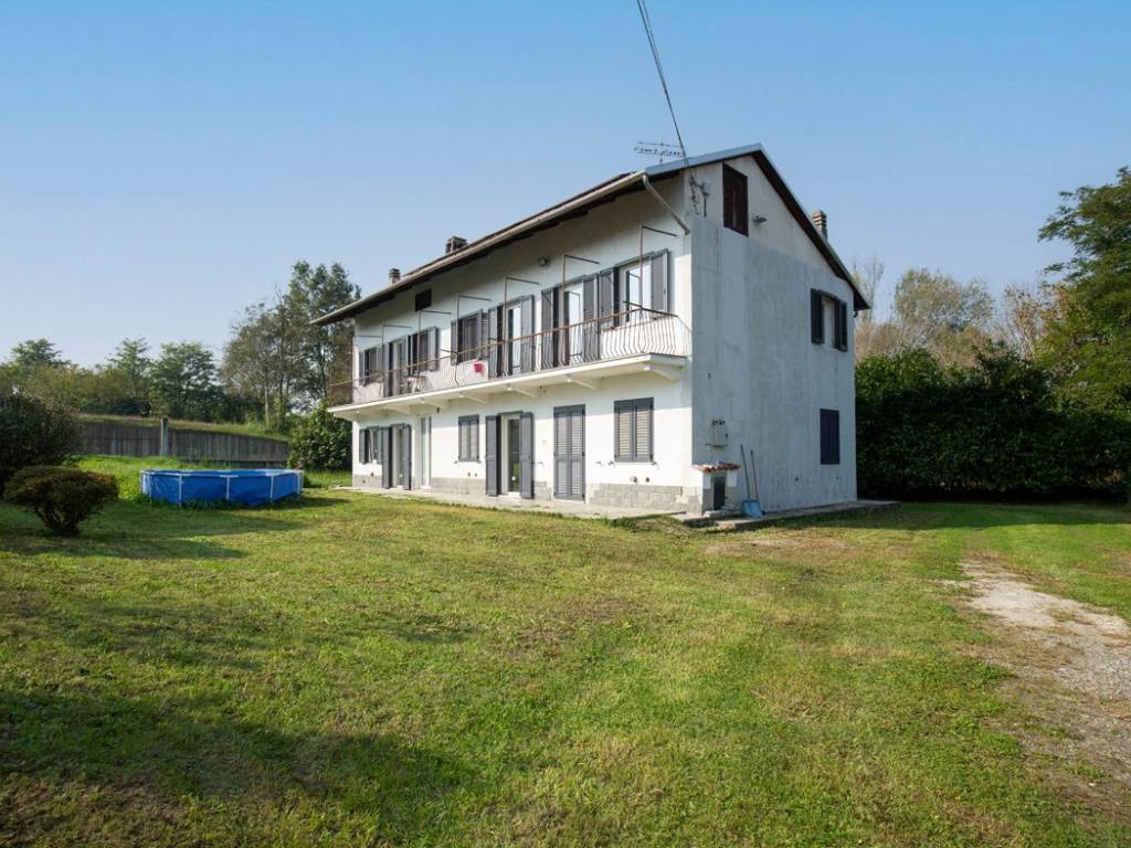 Villa a Strambino in Via Centrale, 10 - Foto 2