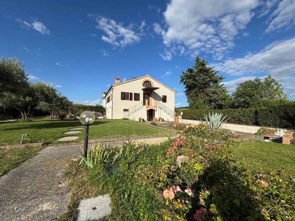 Villa a Colmurano - Foto 2