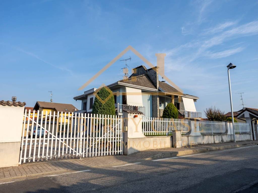 Villa a Pezzana in Regione Spassone, 13 - Foto 2