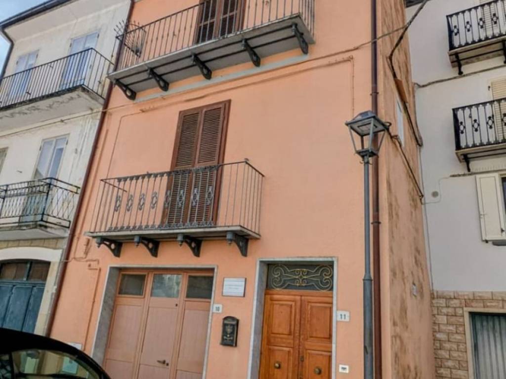 Casa indipendente a Castelverrino in Piazza Trento e Trieste, 10 - Foto 2