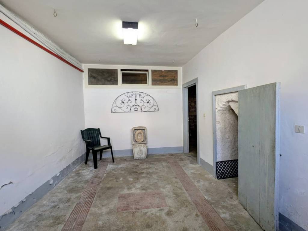 Casa indipendente a Castelverrino in Piazza Trento e Trieste, 10 - Foto 4