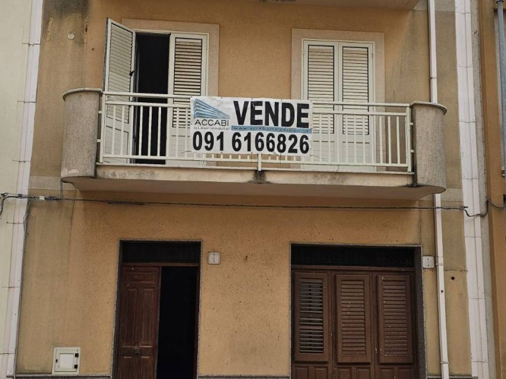 Palazzo / stabile a Santa ninfa in Via Salvatore Quasimodo - Foto 2