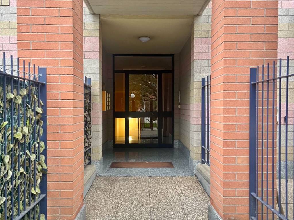 Appartamento a Collegno in Viale Piemonte, 18 - Foto 2